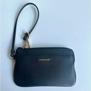 LIKE NEW Calvin Klein Wristlet